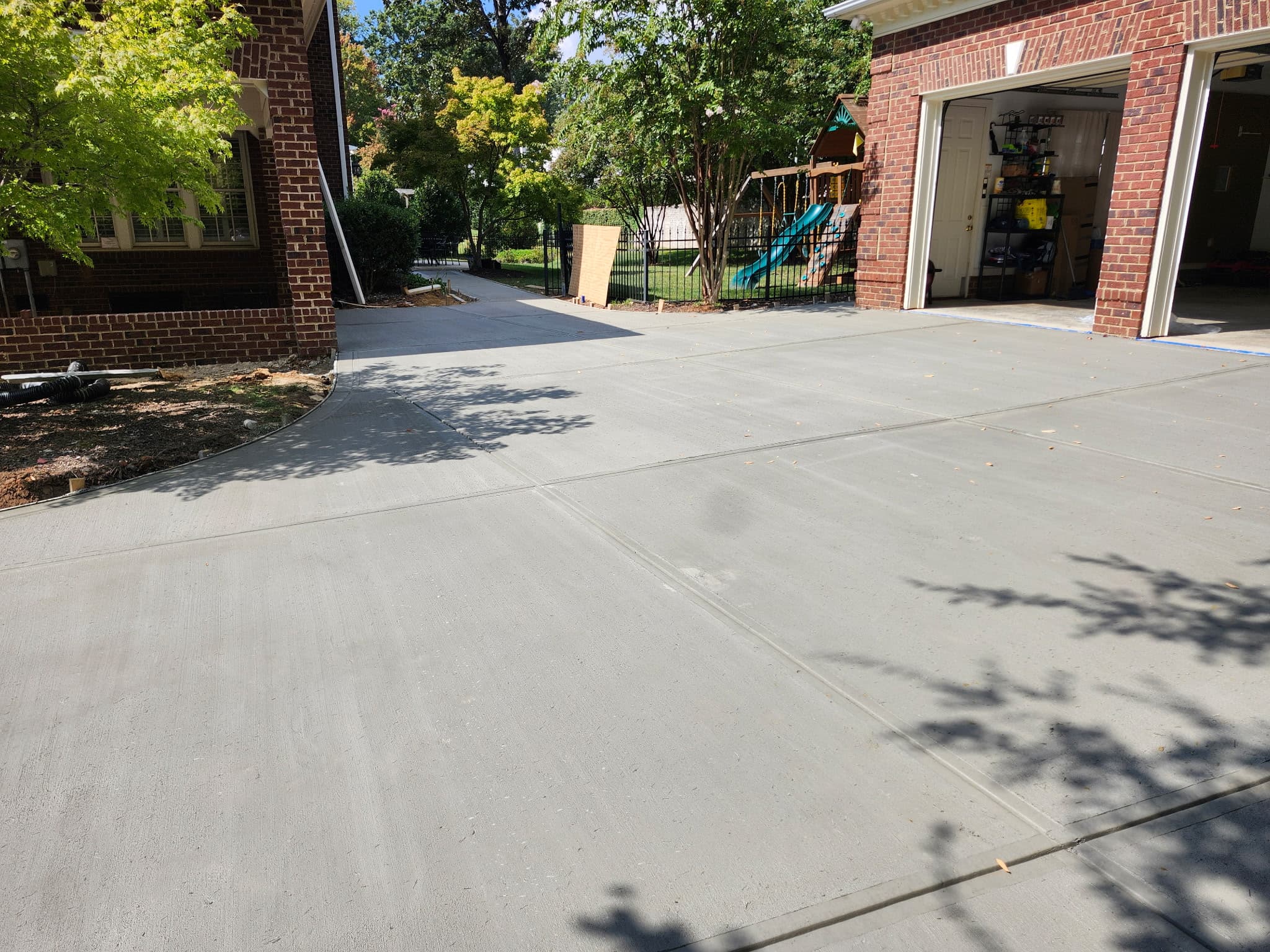 Heathmoor project - Driveway installation